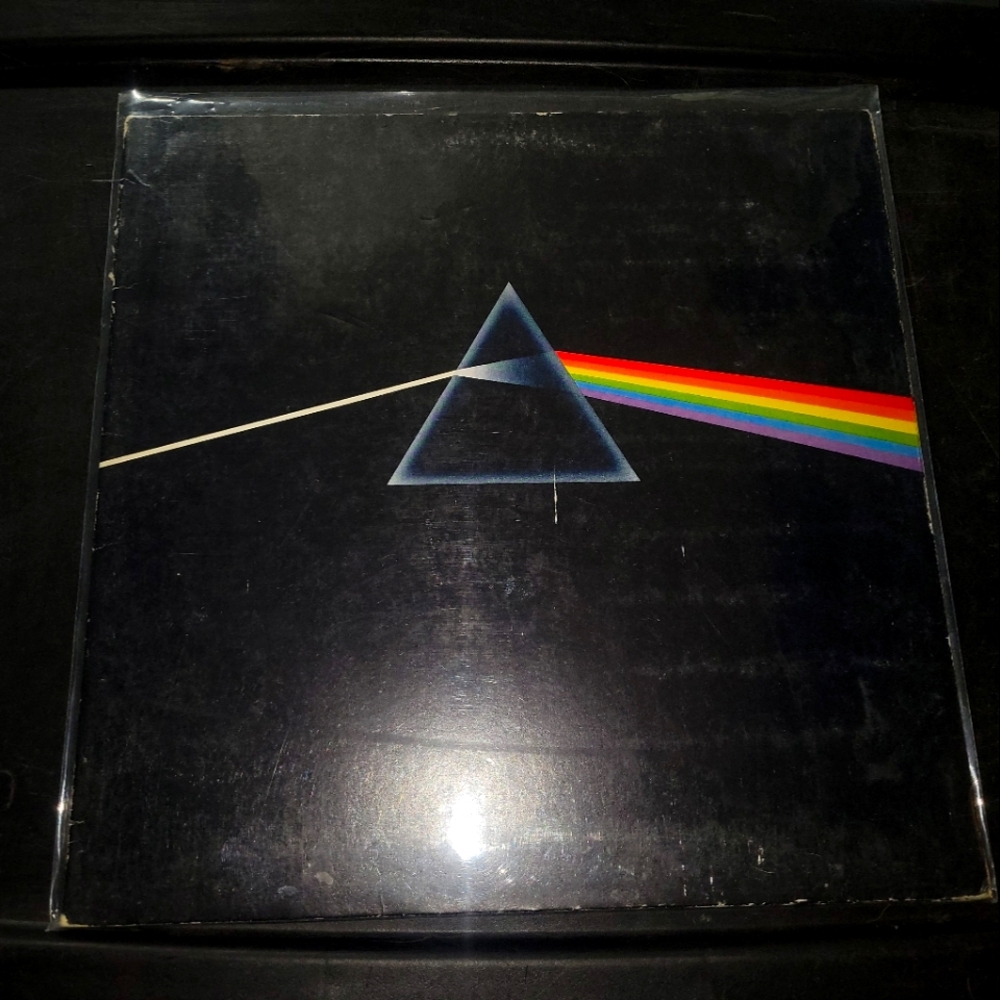 Pink Floyd , Dark side of the moon album, vinyl record